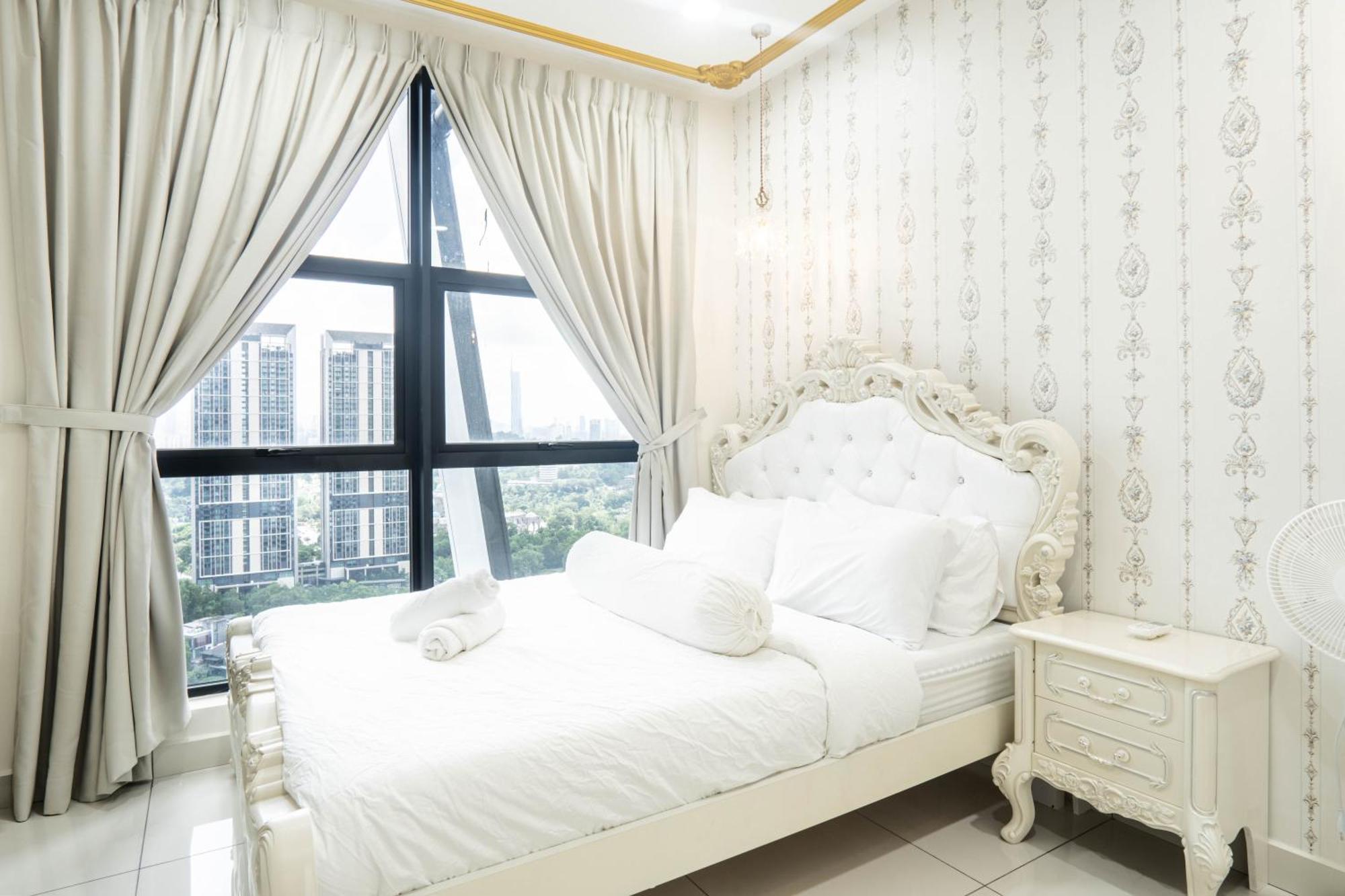 Appartamento Arte Mont Kiara By Airhost Kuala Lumpur Esterno foto