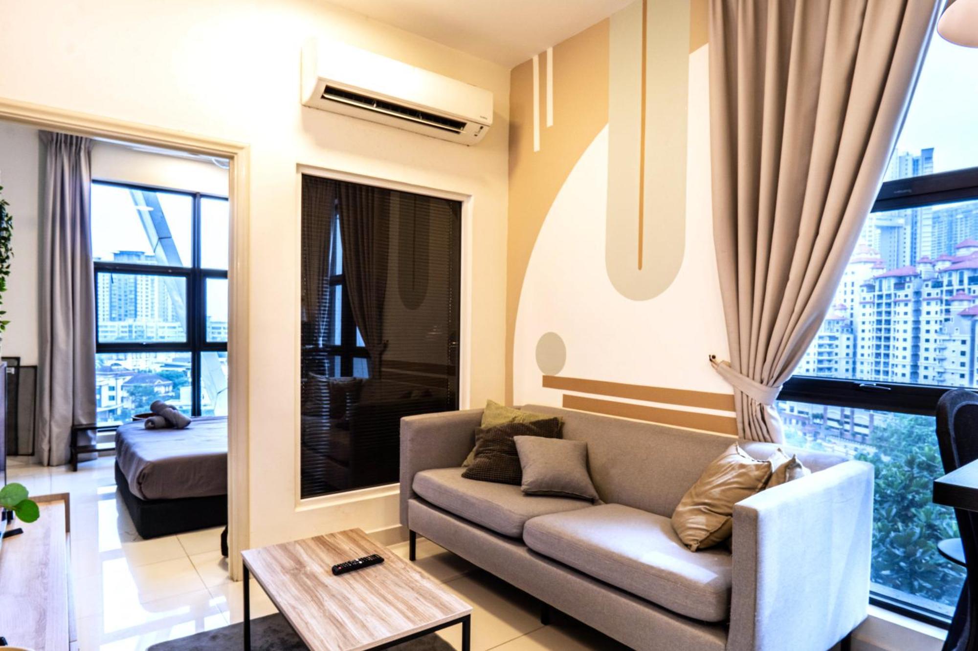 Appartamento Arte Mont Kiara By Airhost Kuala Lumpur Esterno foto