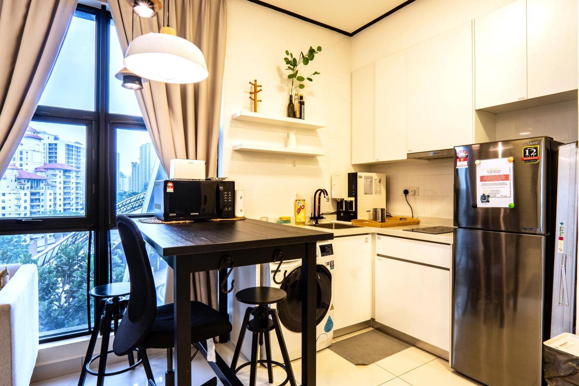Appartamento Arte Mont Kiara By Airhost Kuala Lumpur Esterno foto